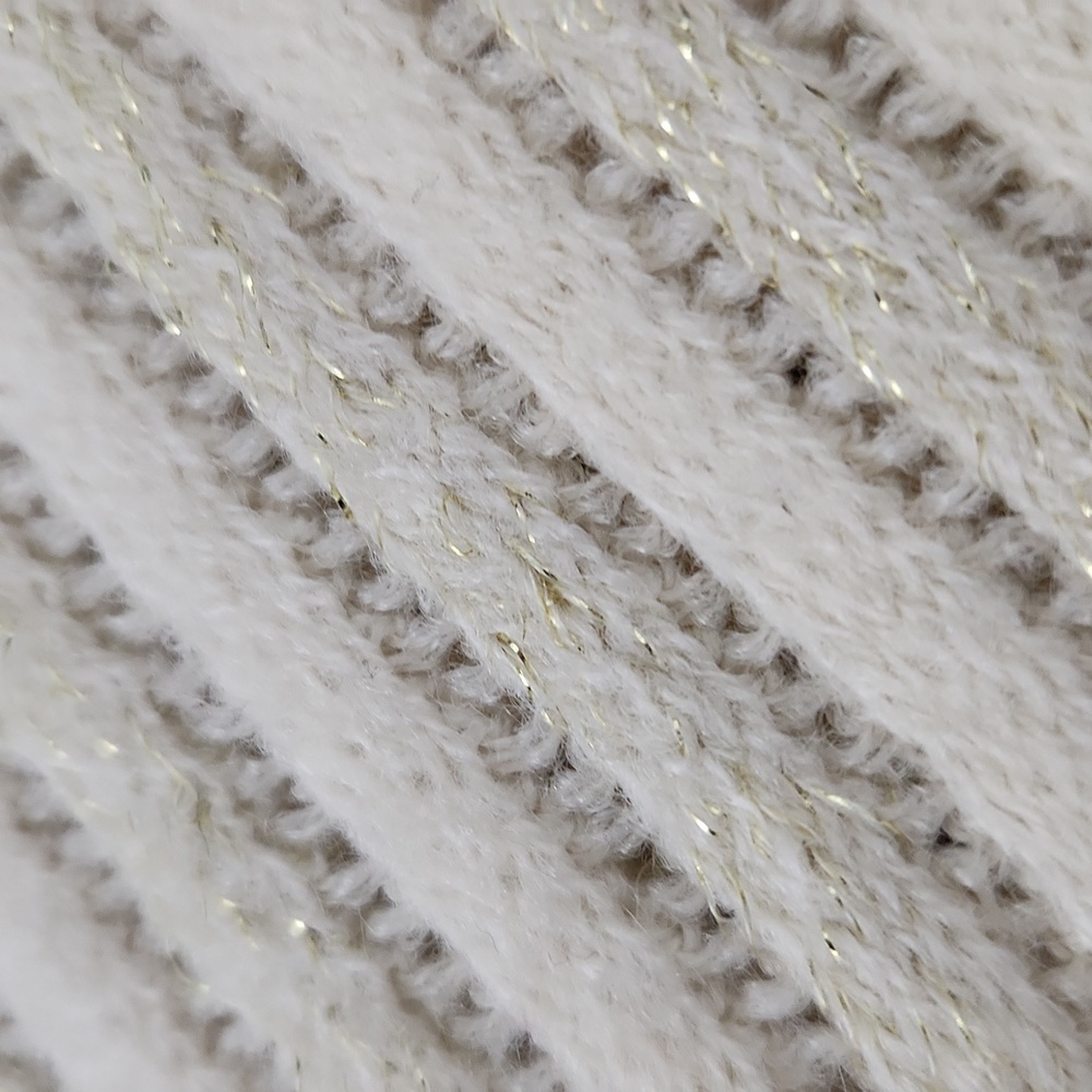 Ana & Rose cream colored poncho sweater with fur collar - Picture 6 of 9